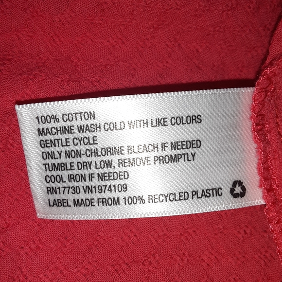 Universal Thread Top - Picture 5 of 5